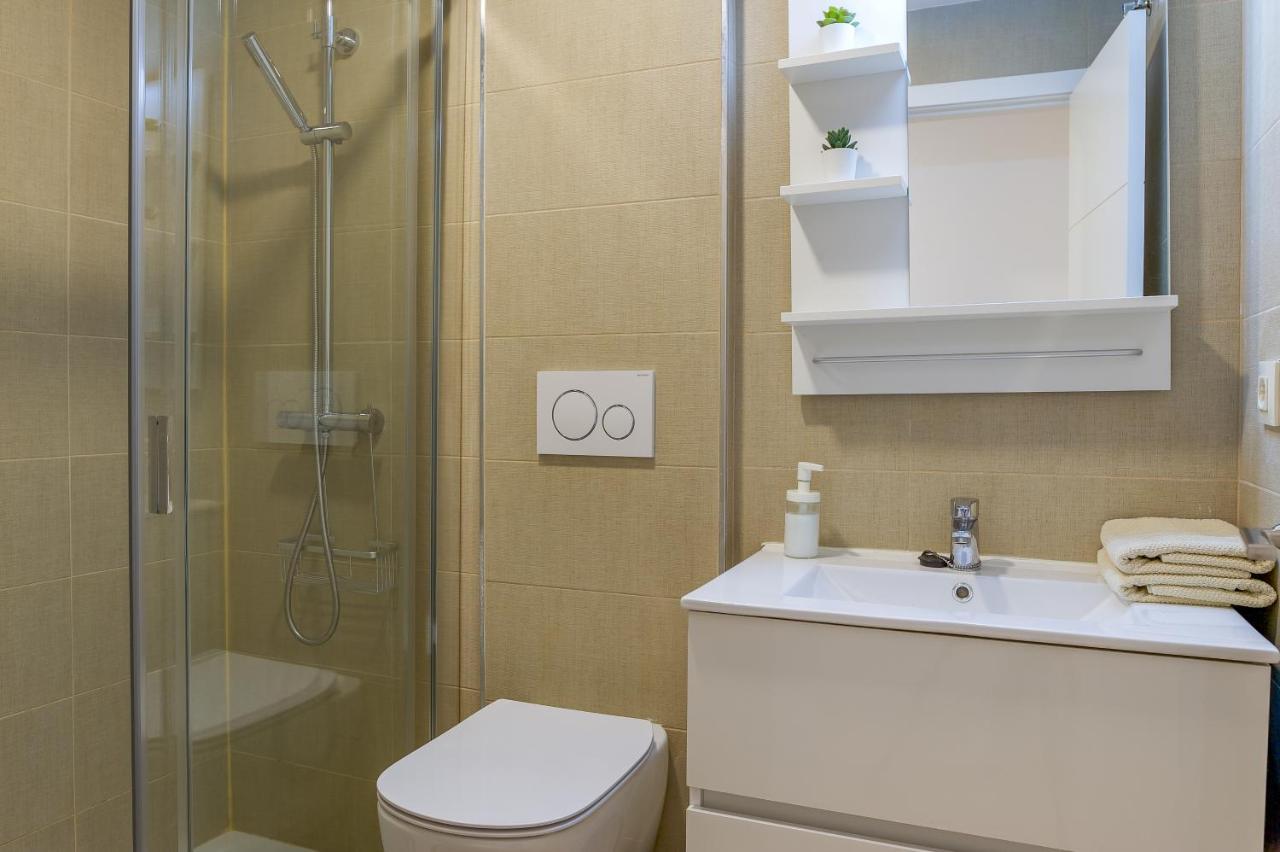 Atlantis Luxury Apartment Tarifa- Views, Parking, Wifi, Aircon, Swimming Pool 外观 照片